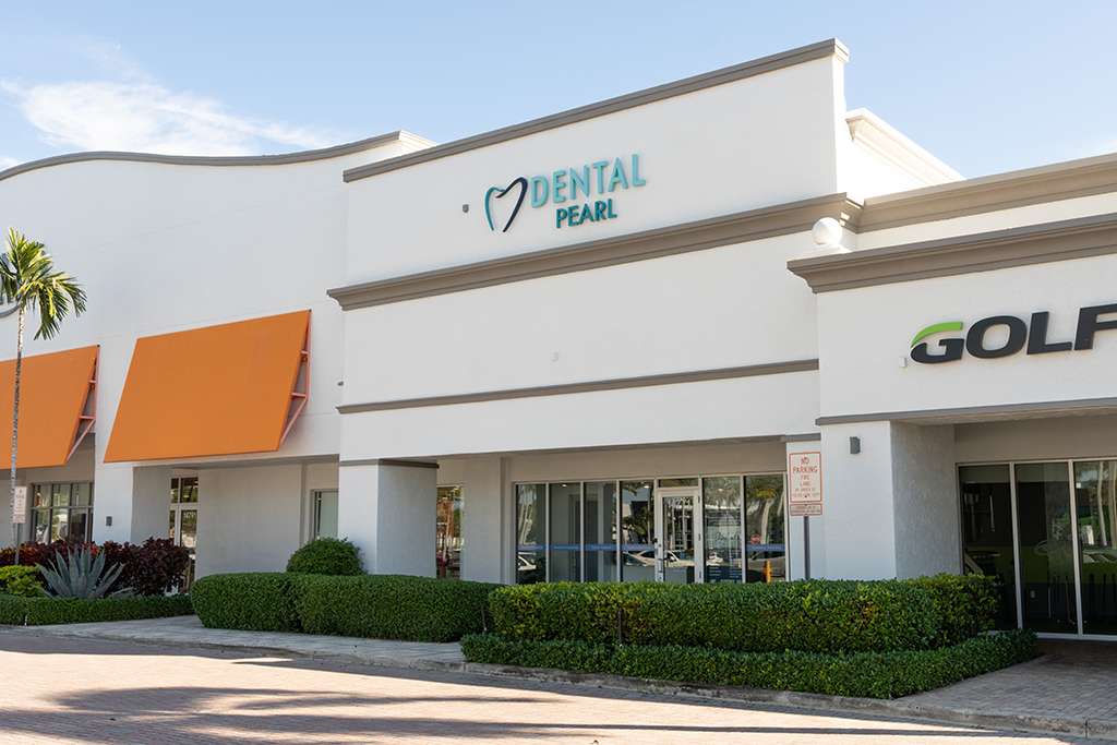 Dental Pearl Miami Road Front