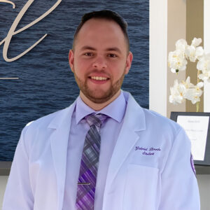 Dr. Gabriel Broche | General Dentist