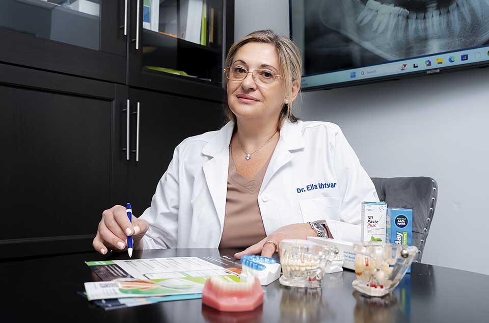 removable acrylic dentures replacing missing teeth and gum tissue for improved function and appearance in North Miami Beach FL