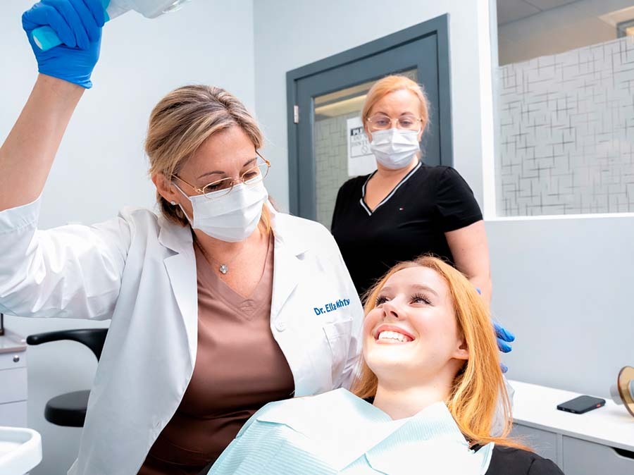 smile makeover consultation with cosmetic dentist Dr. Ella Dekhtyar in North Miami Beach FL at Dental Pearl Miami discussing treatment plan
