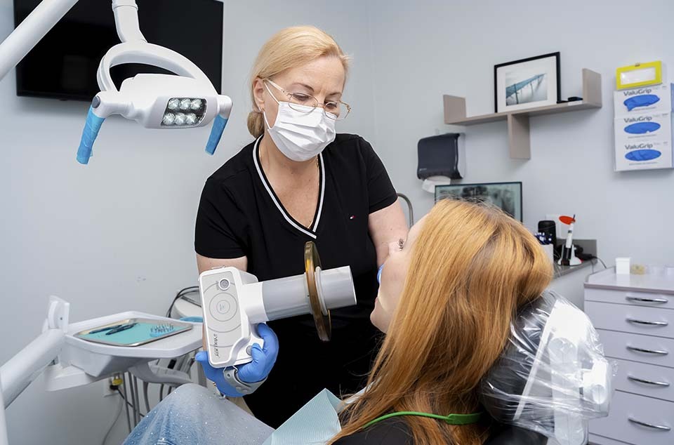 Wisdom Teeth Consultation Diagnostic Imaging North Miami Beach FL, Dental Pearl Miami